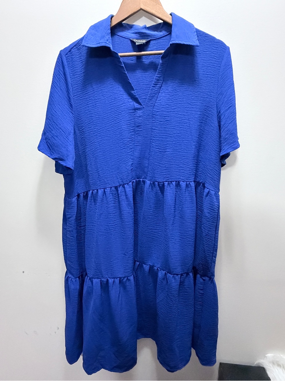 Tahari Cobalt Blue Tiered V-Neck Collared Tunic Size XL 39x23